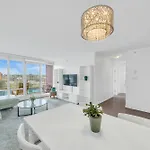 Best Location Downtown Chic Suites